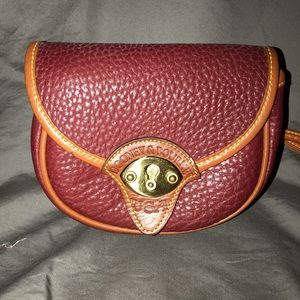 Vintage collection Dooney and Bourke crossbody